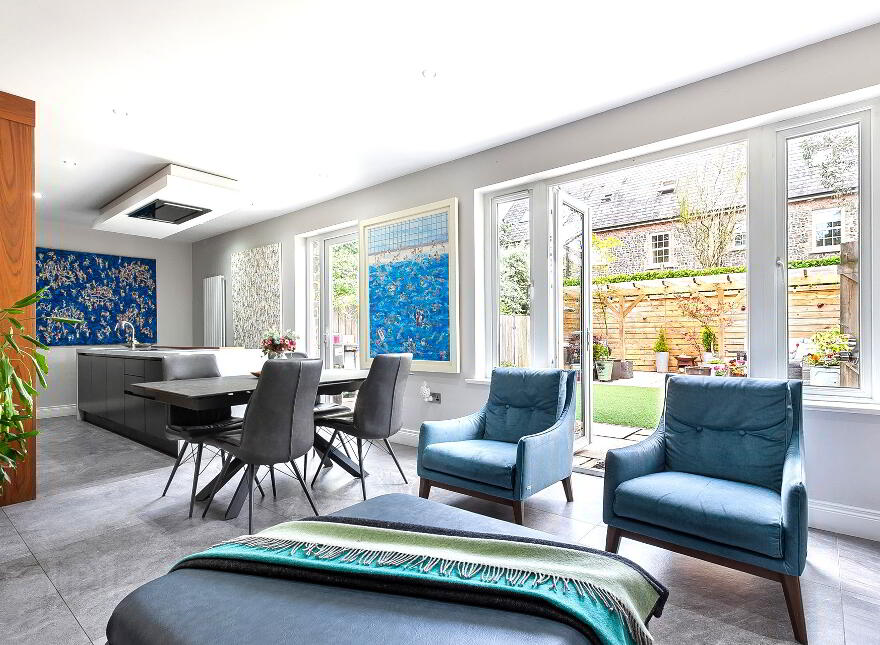 27 Governors Gate, Royal Hillsborough, BT26 6FE