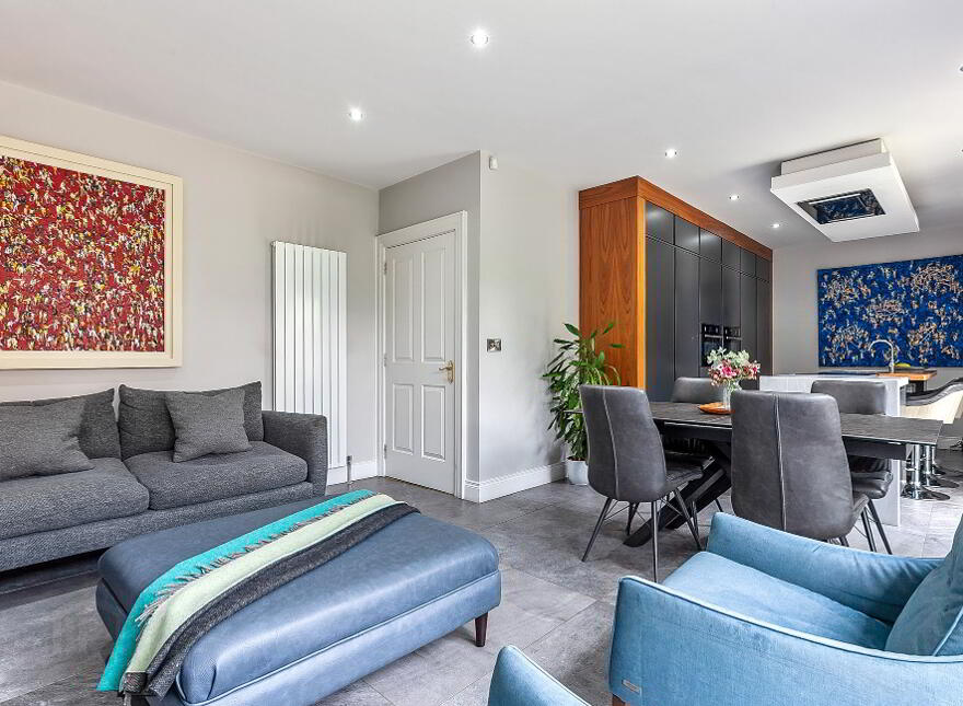 27 Governors Gate, Royal Hillsborough, BT26 6FE