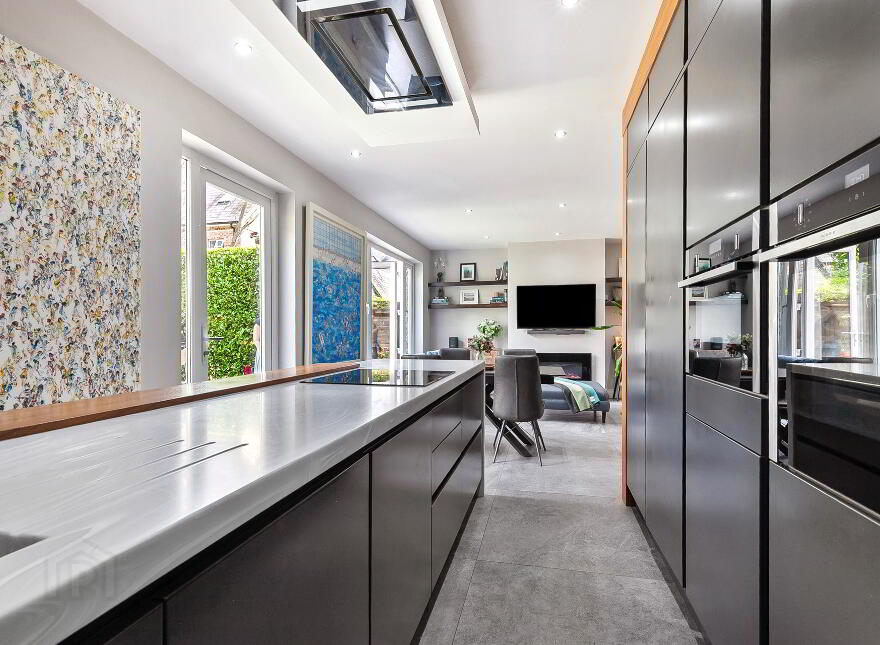 27 Governors Gate, Royal Hillsborough, BT26 6FE