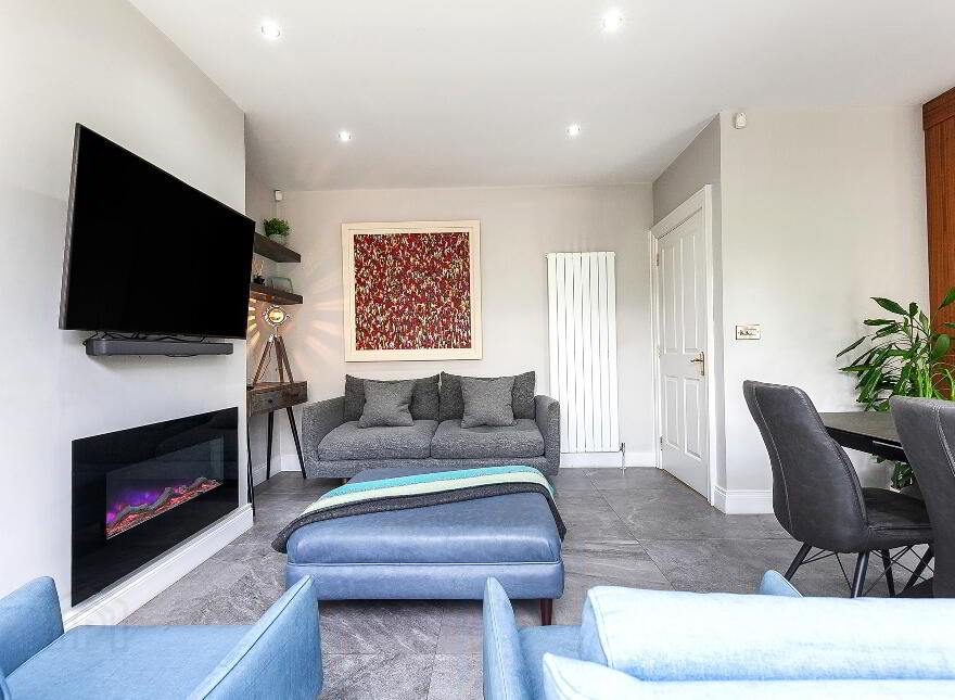 27 Governors Gate, Royal Hillsborough, BT26 6FE