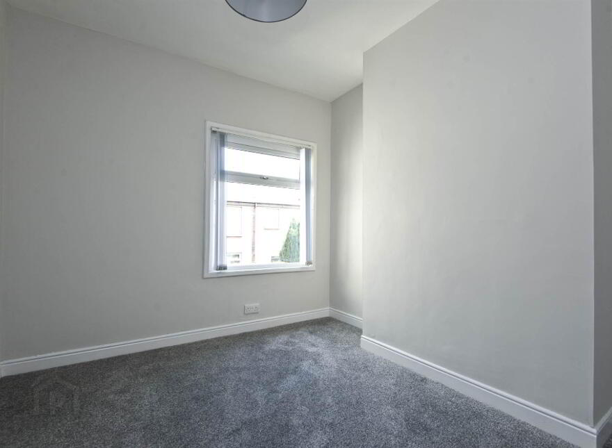 8 Hewitt Parade, Ballyhackamore, Belfast, BT5 6JT