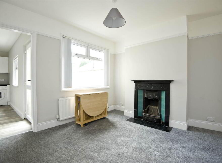 8 Hewitt Parade, Ballyhackamore, Belfast, BT5 6JT