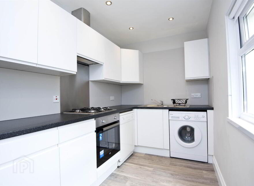 8 Hewitt Parade, Ballyhackamore, Belfast, BT5 6JT