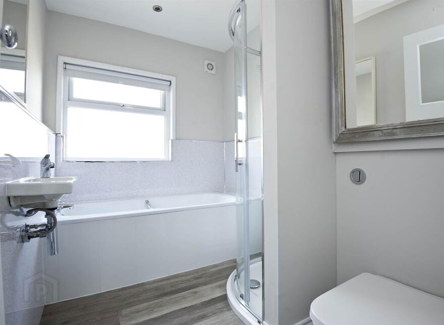 8 Hewitt Parade, Ballyhackamore, Belfast, BT5 6JT