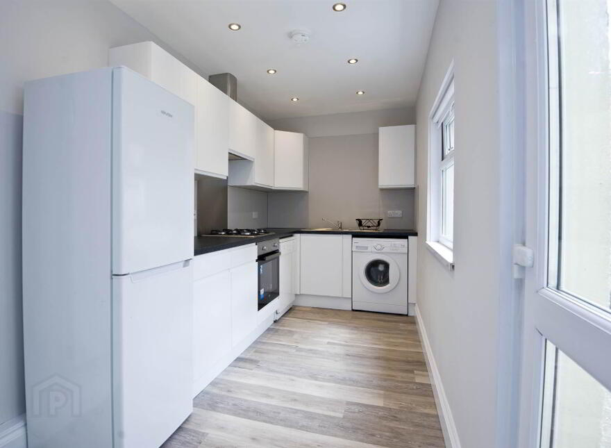 8 Hewitt Parade, Ballyhackamore, Belfast, BT5 6JT