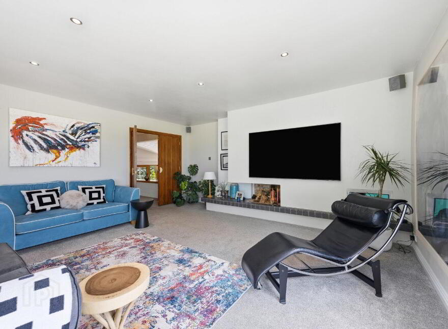 38 Waterloo Road, Lisburn, BT27 5NW