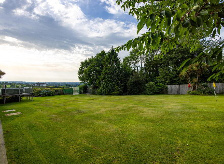 38 Waterloo Road, Lisburn, BT27 5NW