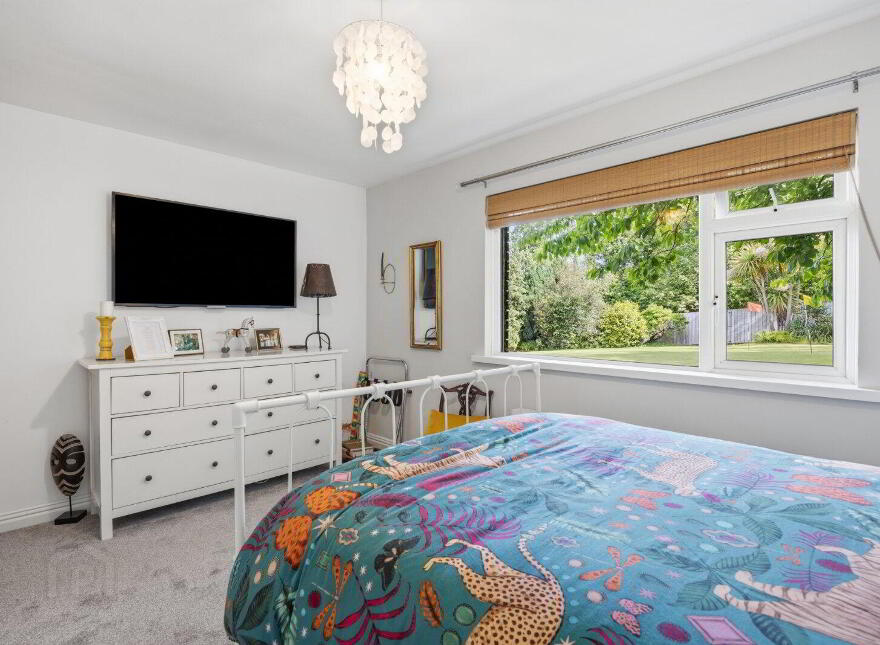 38 Waterloo Road, Lisburn, BT27 5NW