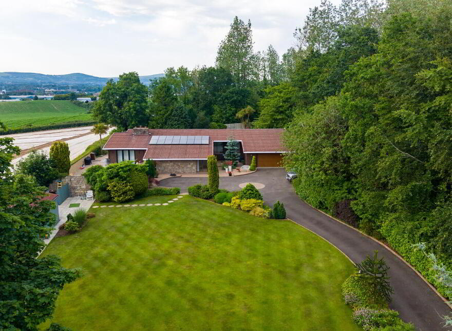 38 Waterloo Road, Lisburn, BT27 5NW