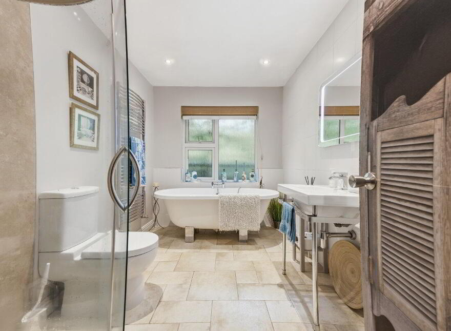38 Waterloo Road, Lisburn, BT27 5NW