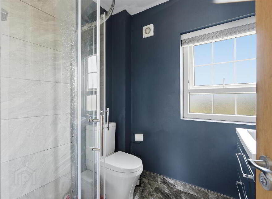 6 Hollymount Hall, Saintfield, BT24 7FU