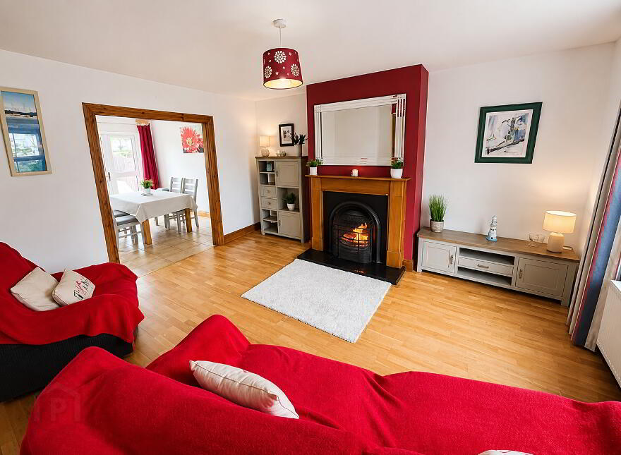 12 Cannon's Court, Mountcharles, F94CD88