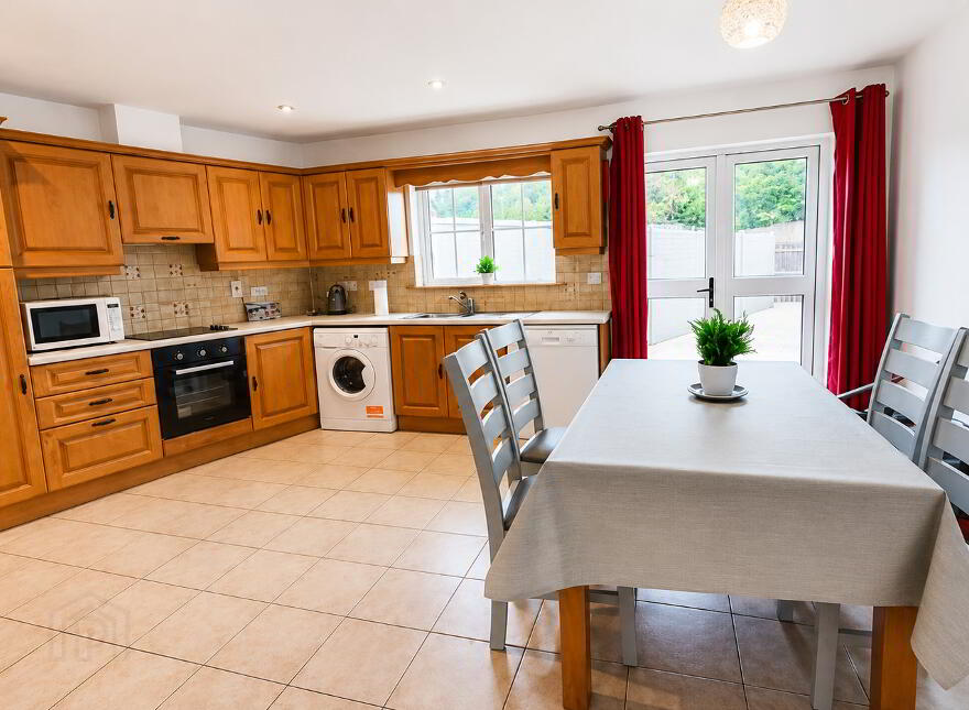 12 Cannon's Court, Mountcharles, F94CD88