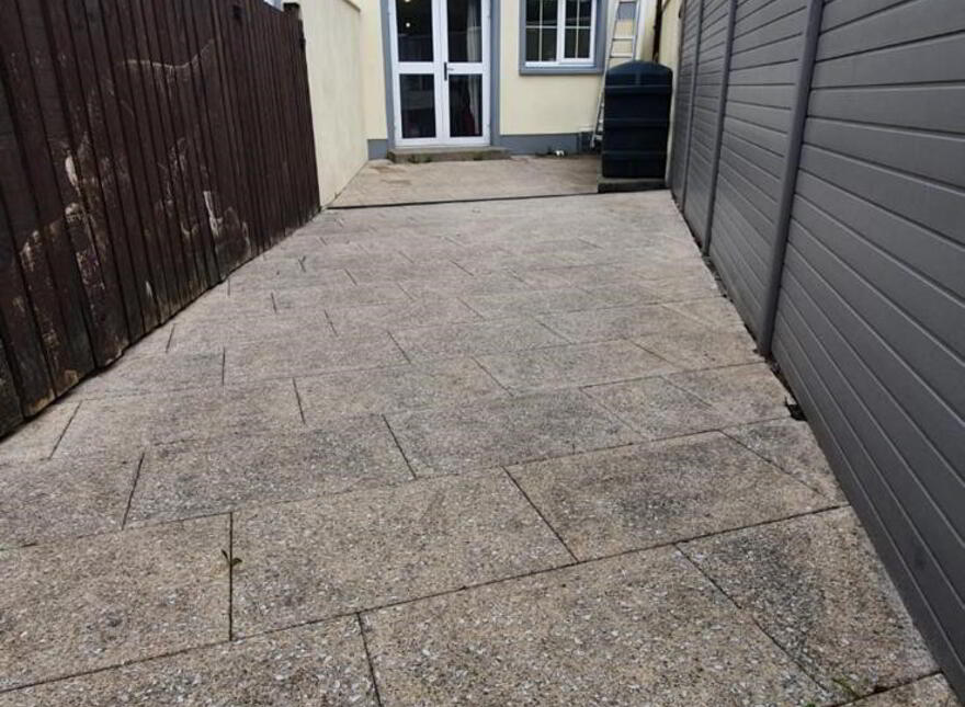12 Cannon's Court, Mountcharles, F94CD88