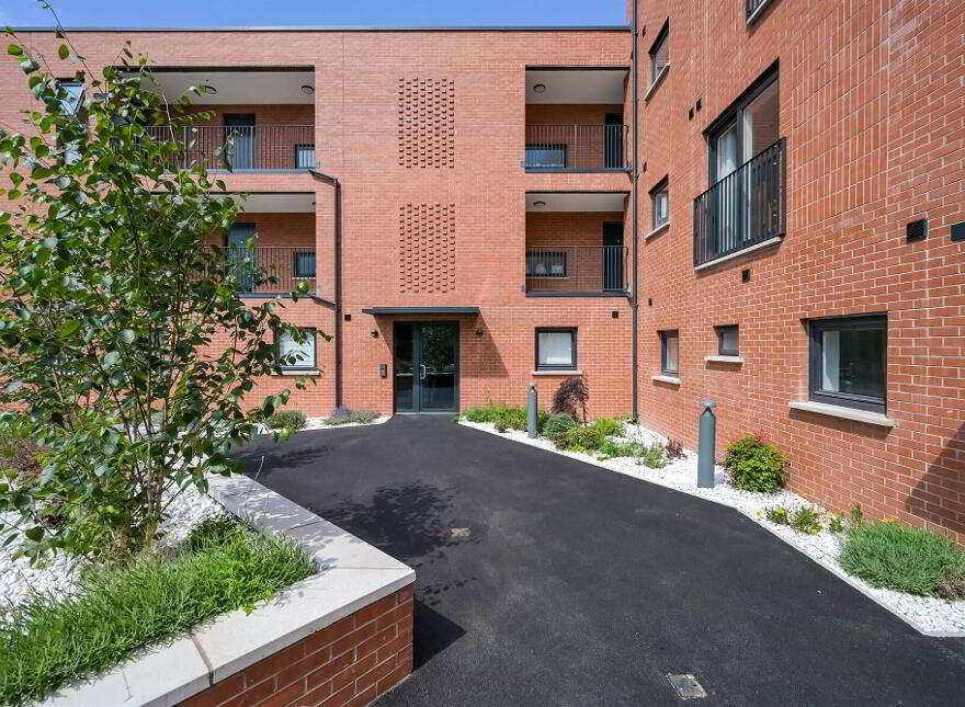 Apt 8, 4 Dayton Street, Belfast, BT13 2BX