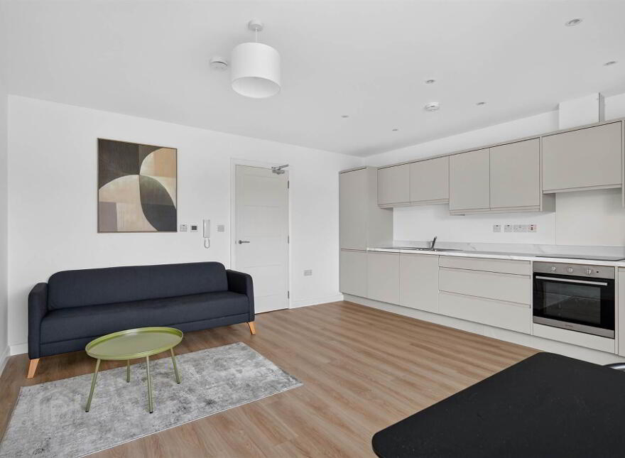 Apt 8, 4 Dayton Street, Belfast, BT13 2BX