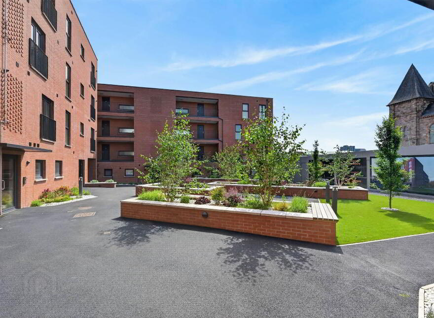 Apt 8, 4 Dayton Street, Belfast, BT13 2BX
