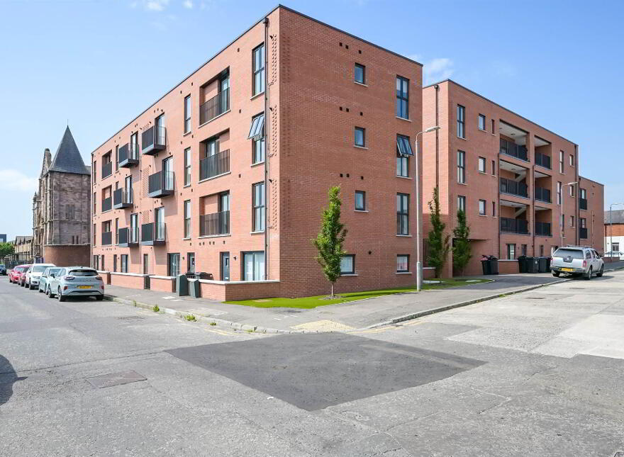 Apt 8, 4 Dayton Street, Belfast, BT13 2BX