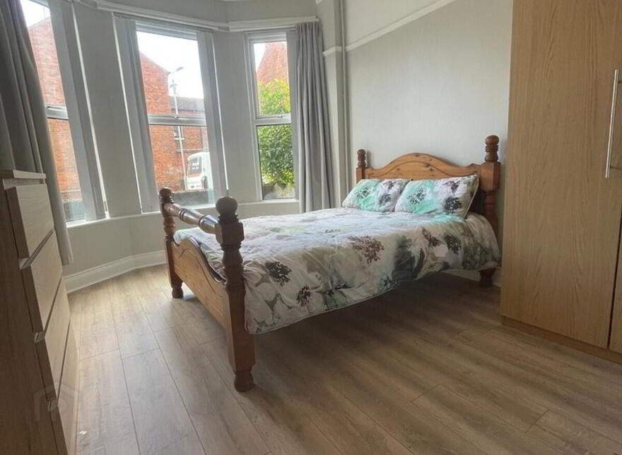 53 Haypark Avenue, Belfast, BT7 3FE