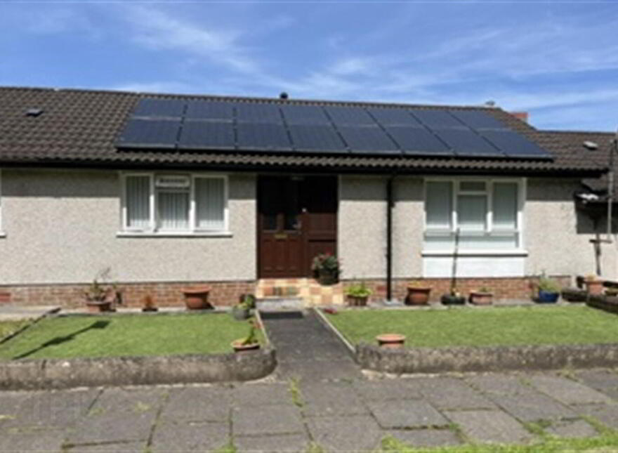 33 Archdale Drive, Belfast, BT8 7RF photo