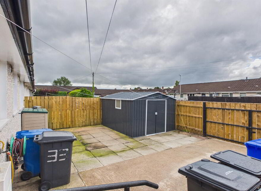 33 Archdale Drive, Belfast, BT8 7RF