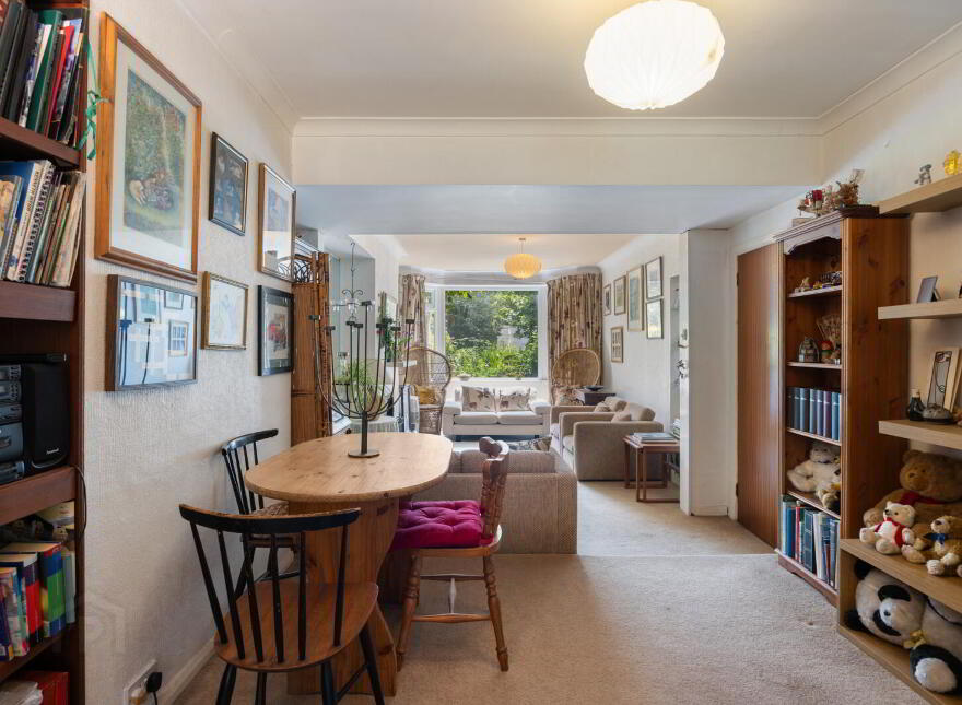 44 Kensington Road, Belfast, BT5 6NG