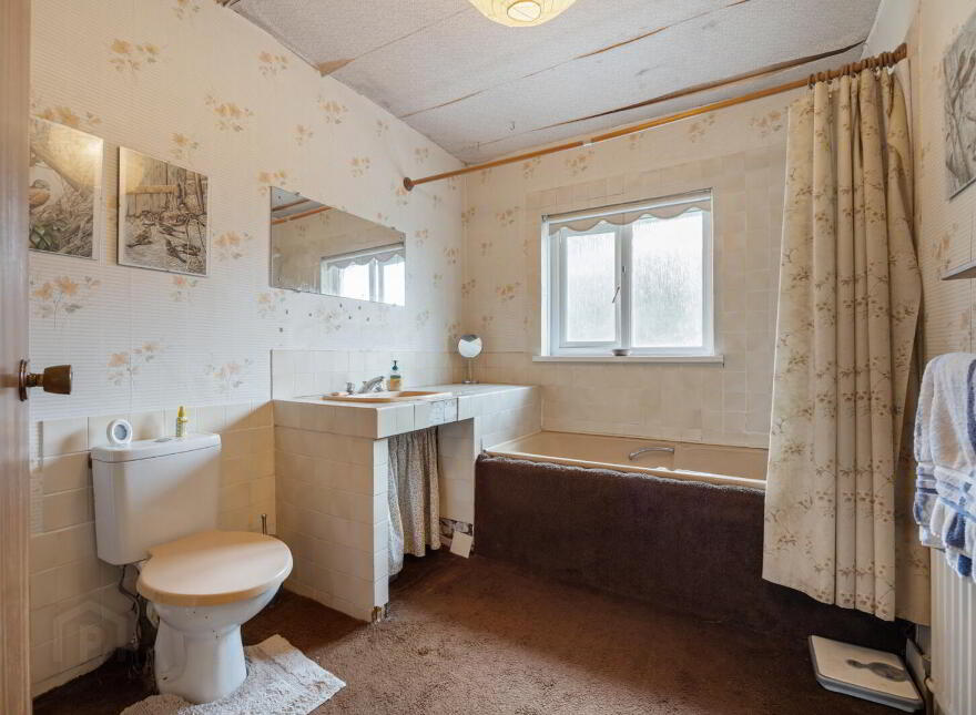 44 Kensington Road, Belfast, BT5 6NG
