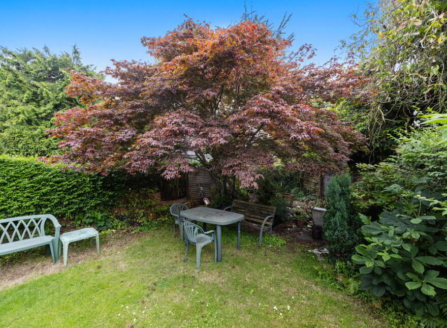 44 Kensington Road, Belfast, BT5 6NG