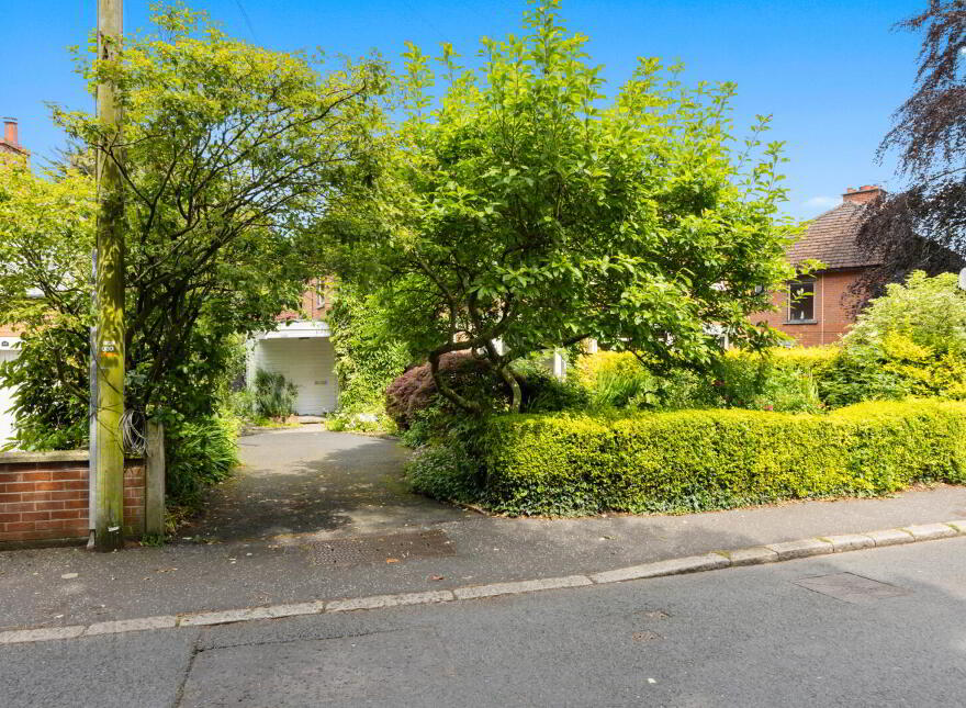 44 Kensington Road, Belfast, BT5 6NG