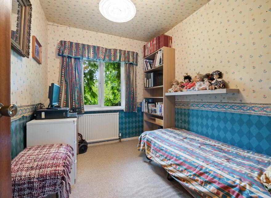 44 Kensington Road, Belfast, BT5 6NG