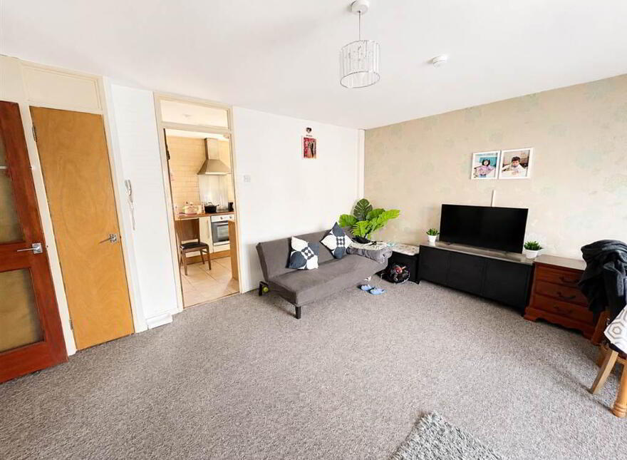 6 Henrietta Street, Belfast, BT2 8LW