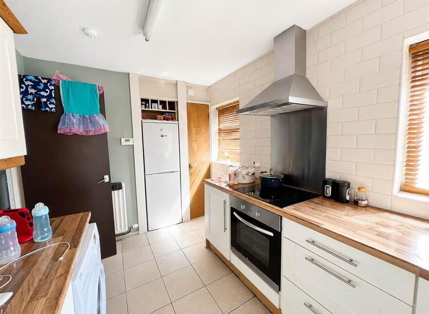 6 Henrietta Street, Belfast, BT2 8LW