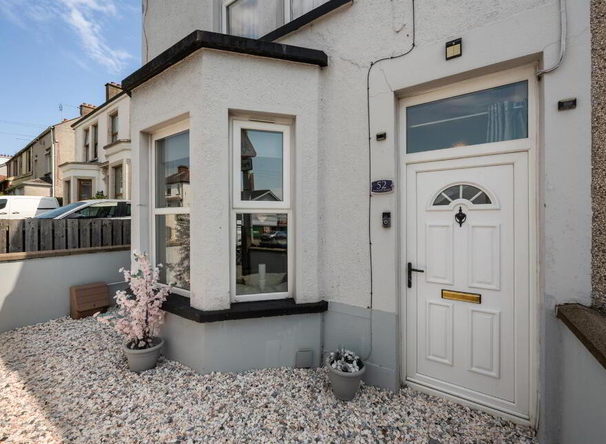 52 Bangor Road, Newtownards, BT23 7BY