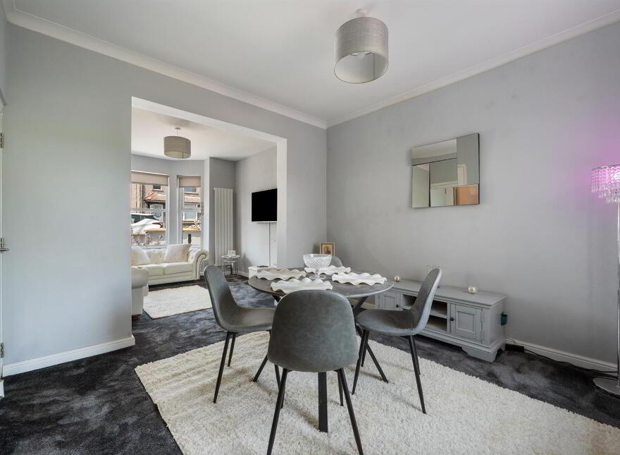 52 Bangor Road, Newtownards, BT23 7BY