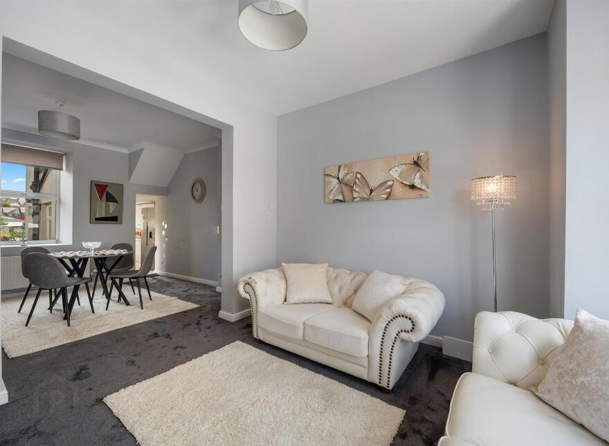 52 Bangor Road, Newtownards, BT23 7BY