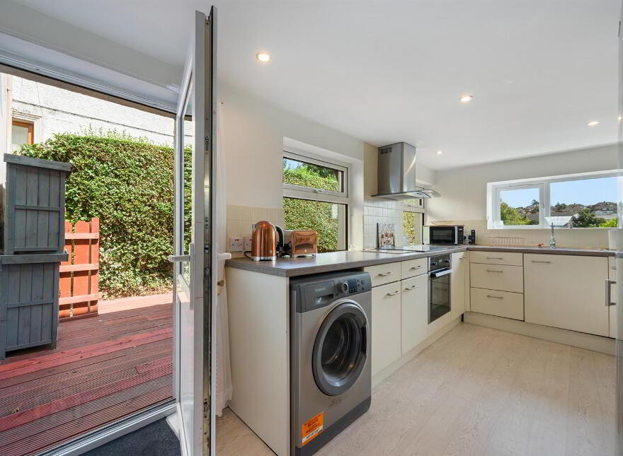 52 Bangor Road, Newtownards, BT23 7BY