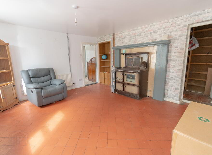 39 Loan Road, Cullybackey, Ballymena, BT42 1PS