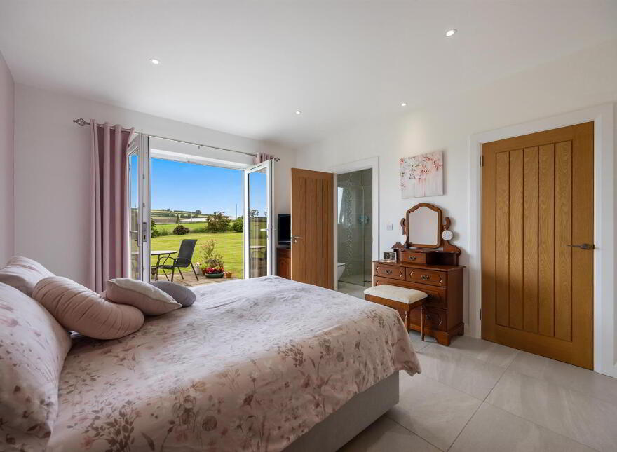 46a Lisleen Road, Belfast, BT5 7SU