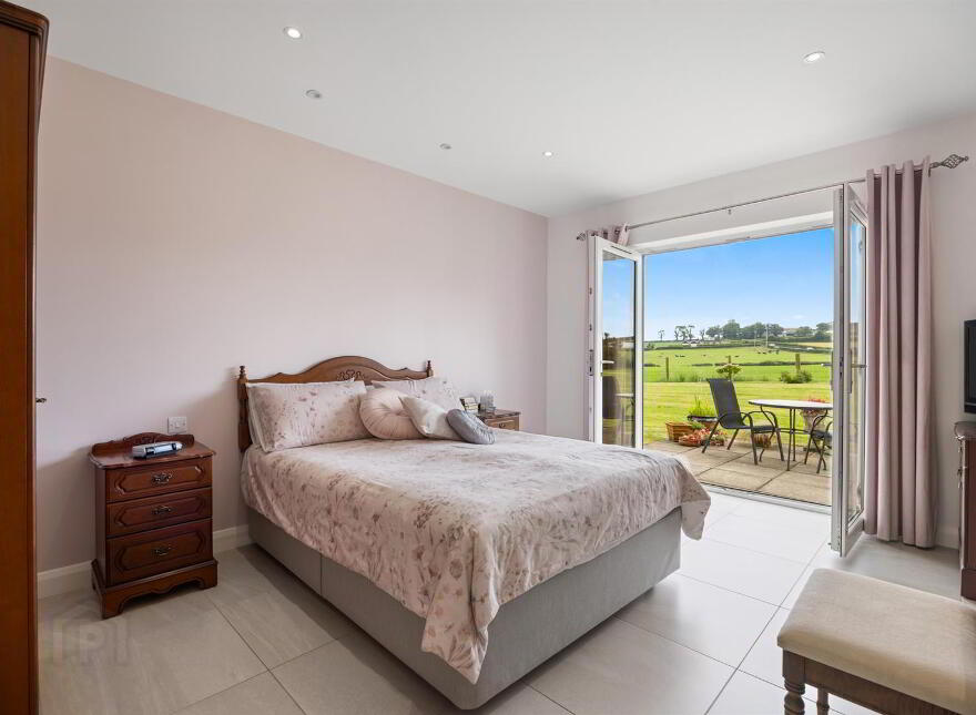 46a Lisleen Road, Belfast, BT5 7SU