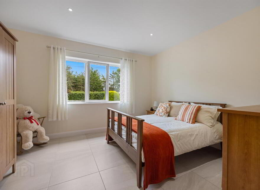 46a Lisleen Road, Belfast, BT5 7SU