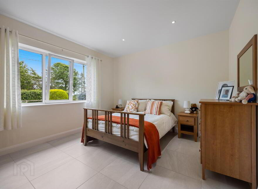 46a Lisleen Road, Belfast, BT5 7SU