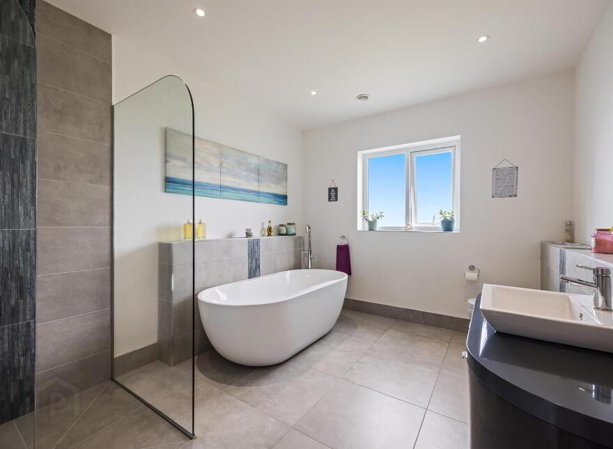 46a Lisleen Road, Belfast, BT5 7SU
