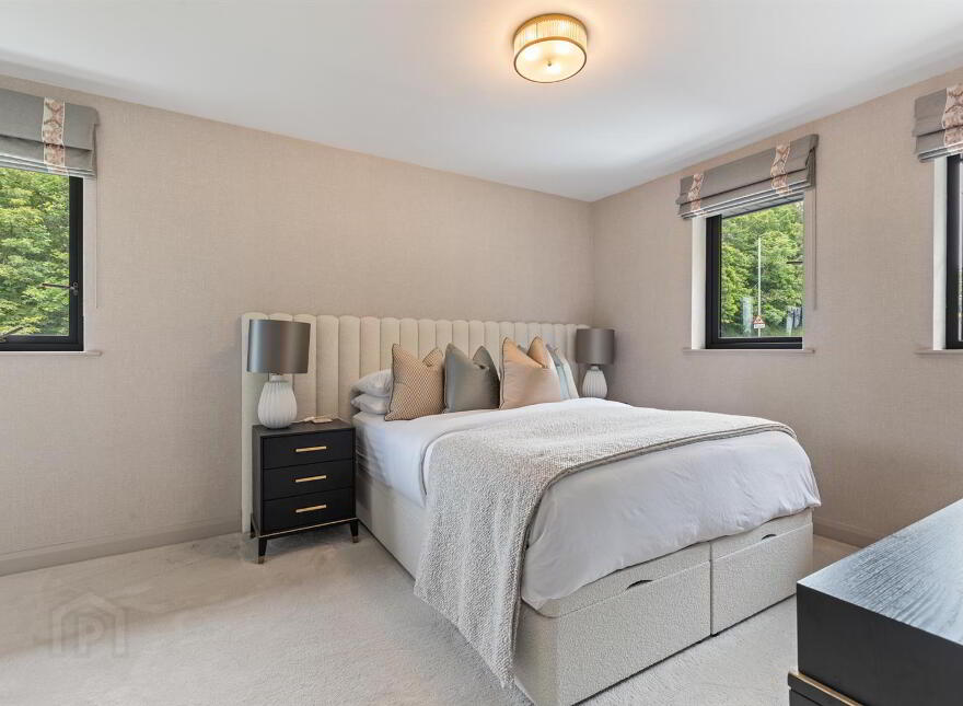 99 Gilnahirk Road, Belfast, BT5 7QL
