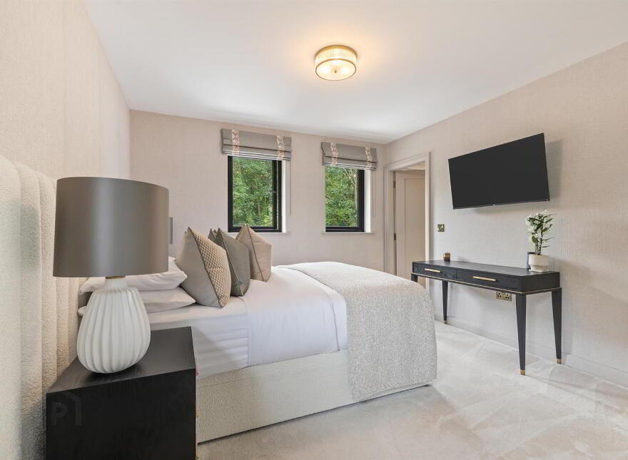 99 Gilnahirk Road, Belfast, BT5 7QL