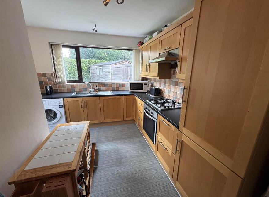 421 Cregagh Road, Belfast, BT6 0LF