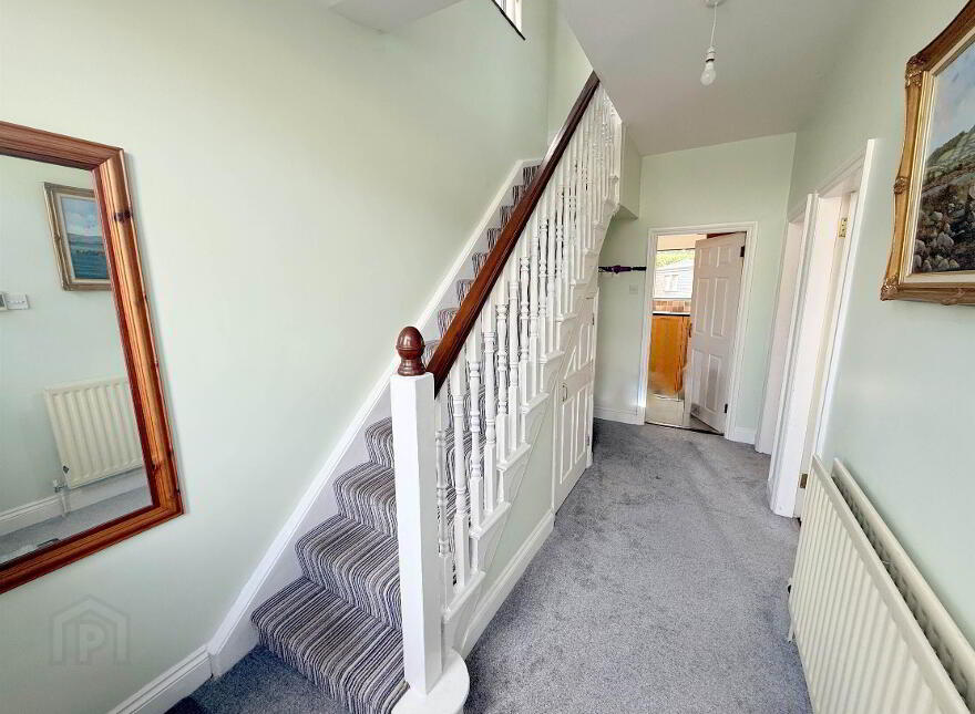 421 Cregagh Road, Belfast, BT6 0LF