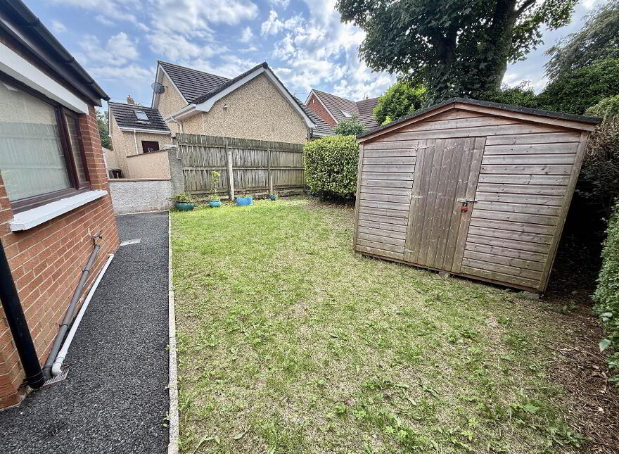 421 Cregagh Road, Belfast, BT6 0LF