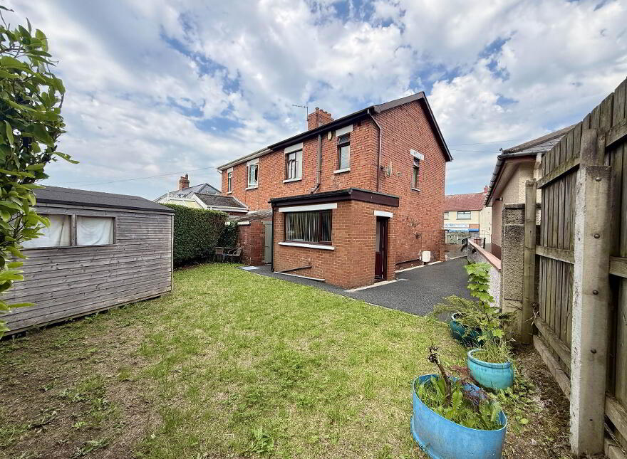 421 Cregagh Road, Belfast, BT6 0LF