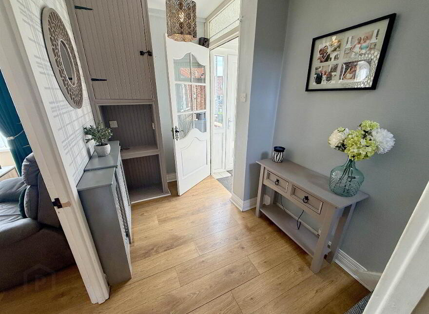 26 Burntollet Way, Cregagh, Belfast, BT6 0EW