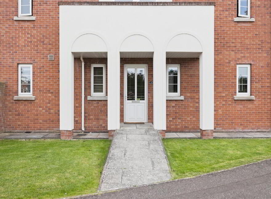34 Carnbeg Green, Antrim, BT41 4RF